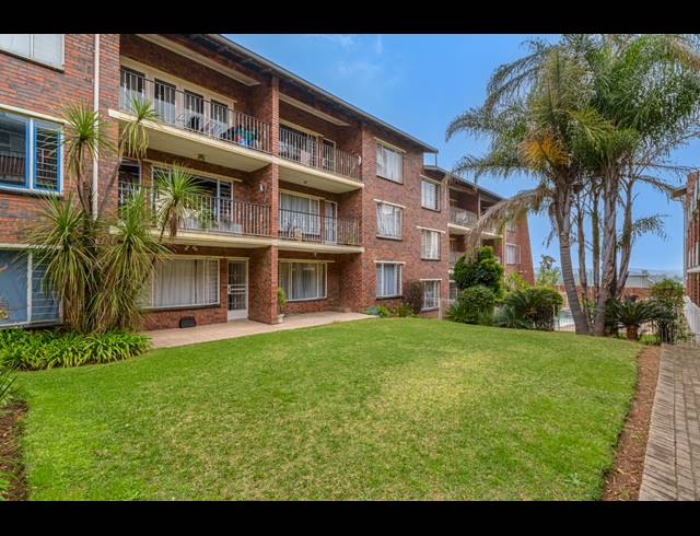 2 BEDROOM APARTMENT FOR SALE IN FERNDALE